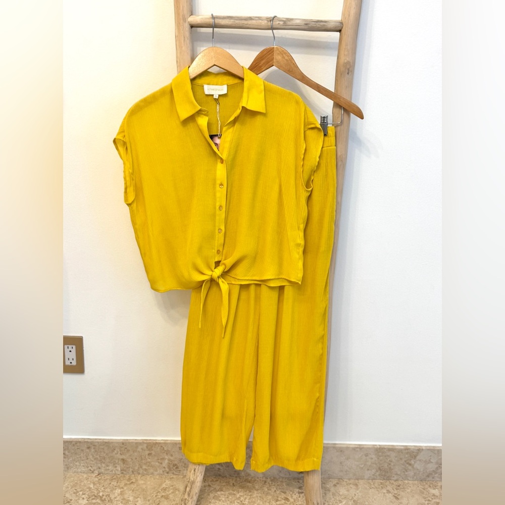 ALTEREDREAMS Yellow Matching Set | Beachy Button Down Top & Flowy Pants XS